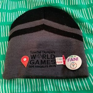 2015 special olympics beanie with pins